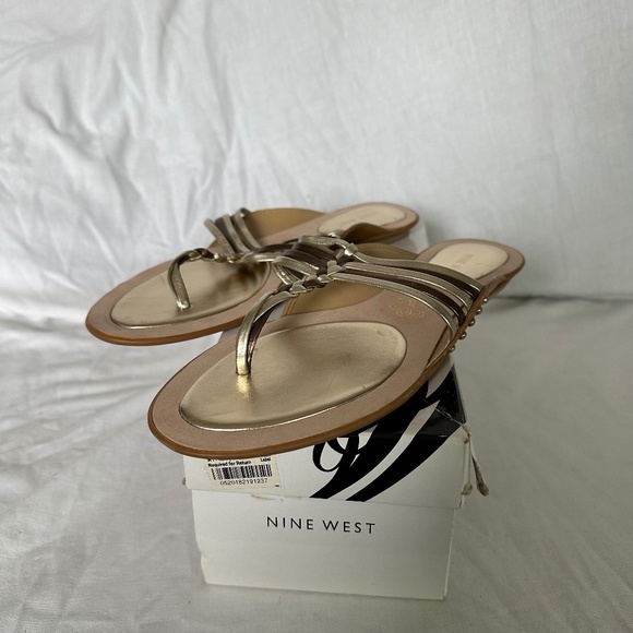 NWT - Nine West Leather Sandals - Size 9 - Picture 1 of 7
